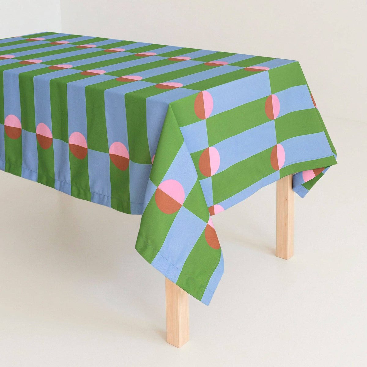 Boogie de la nappe: 145 x 145 cm