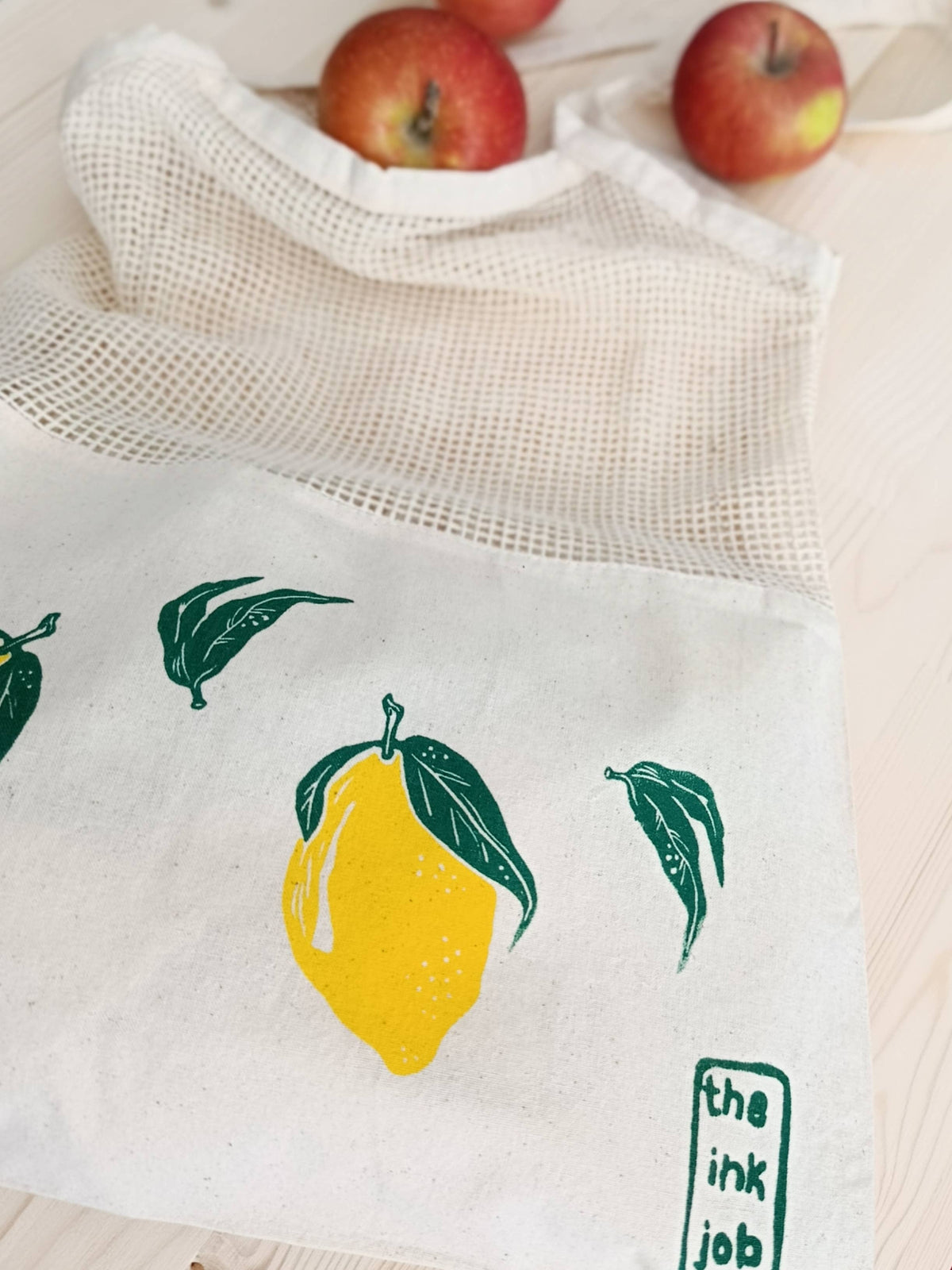 Sac cabas en filet imprimé à la main