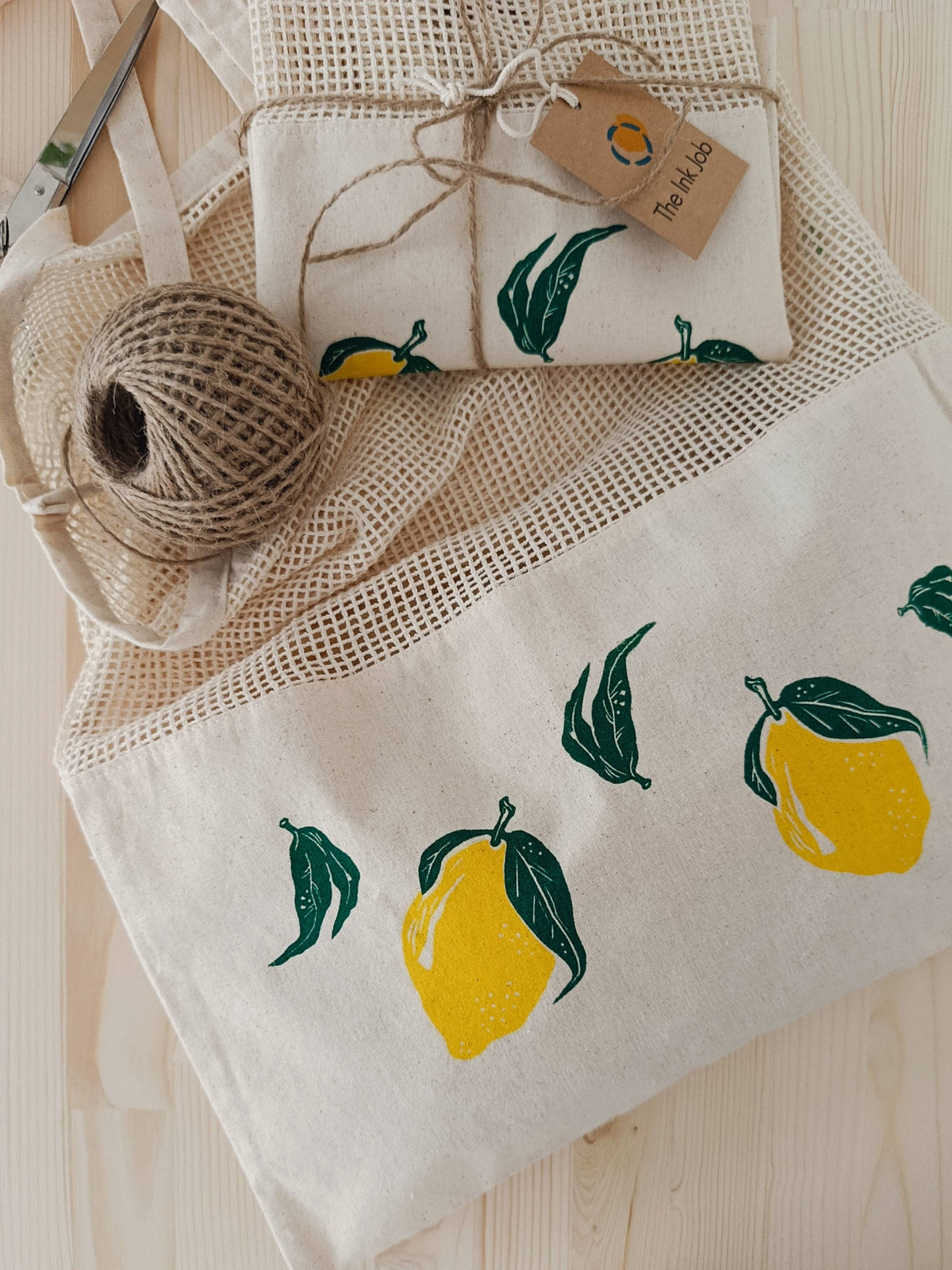 Sac cabas en filet imprimé à la main
