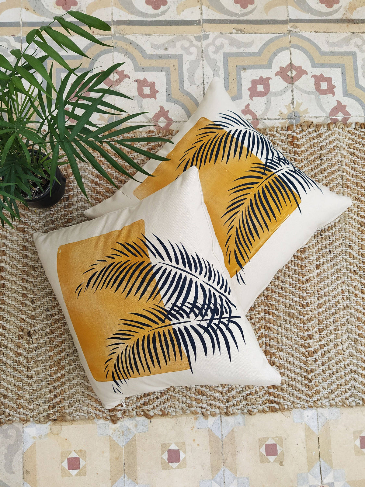 Housse de coussin décorative avec feuille de palmier imprimée