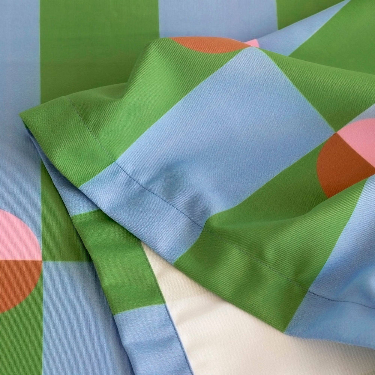 Boogie de la nappe: 145 x 145 cm