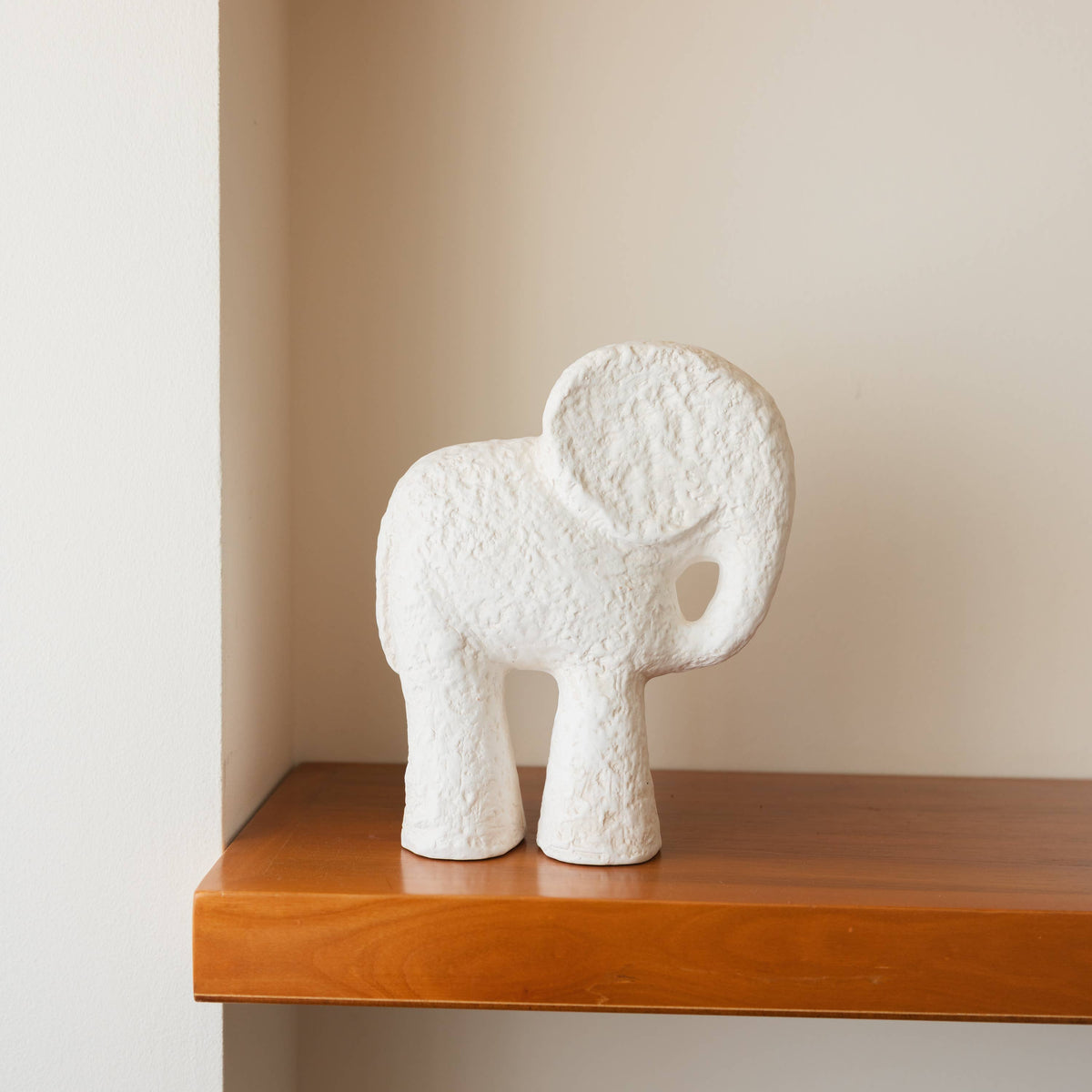 Joli éléphant en céramique